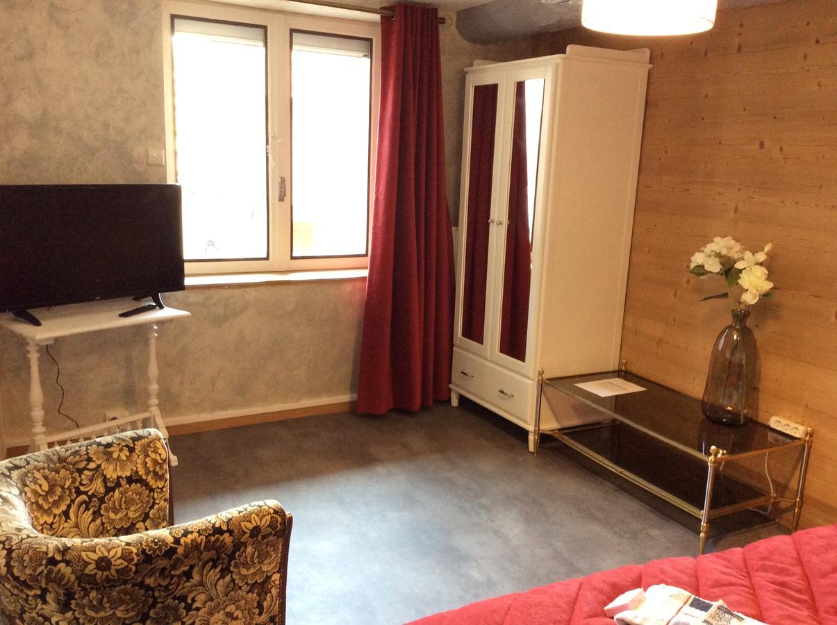 Domaine La Fontaine Du Mont Otel Chasselas Dış mekan fotoğraf